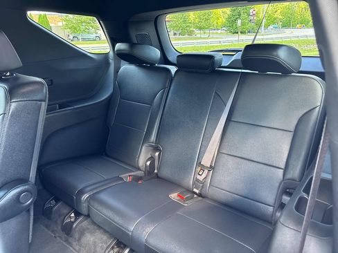Used 2026 Chevrolet Traverse LT AWD/4WD image 26