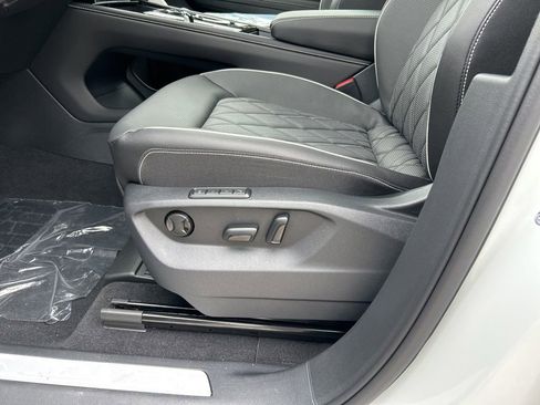 New 2025 Volkswagen Atlas SEL Premium R-Line image 10