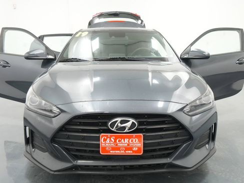Used 2019 Hyundai Veloster 2.0 FWD image 25