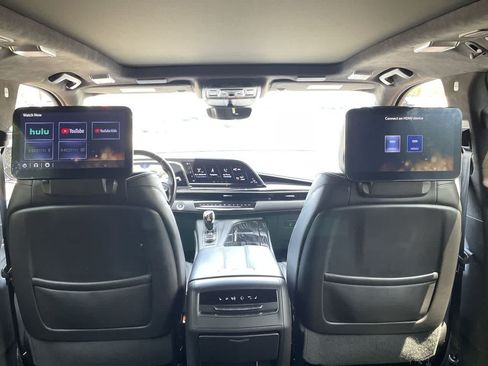 Used 2023 Cadillac Escalade V AWD/4WD image 23