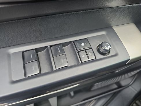 Used 2022 Toyota Tundra SR5 image 26