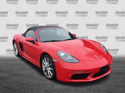 Used 2019 Porsche 718 Boxster image 2