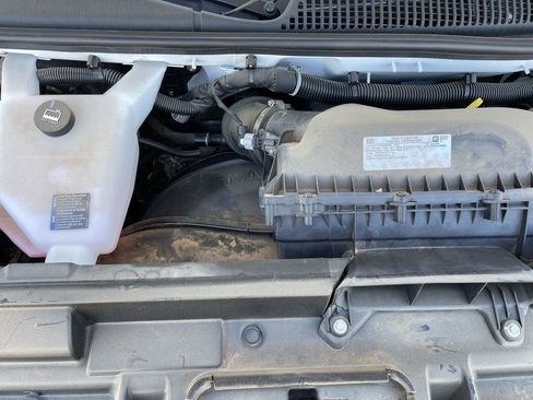 New 2025 GMC Savana 2500 Extended w/ Driver Convenience Package image 29