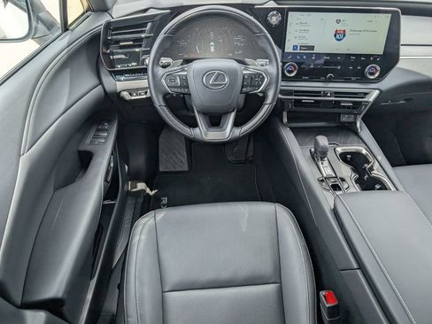 Used 2025 Lexus RX 350 Premium w/ Accessory Package (Z1) FWD image 3