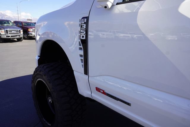 Used 2026 Ford F350 Platinum AWD/4WD image 22