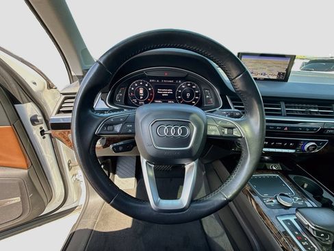 Used 2018 Audi Q7 3.0T Prestige AWD/4WD image 14