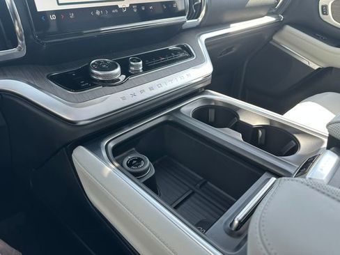 New 2026 Ford Expedition Max Platinum w/ Platinum Ultimate Package image 21