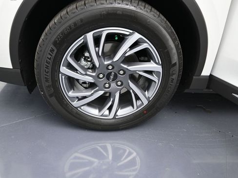 New 2026 Lincoln Corsair Premiere image 27