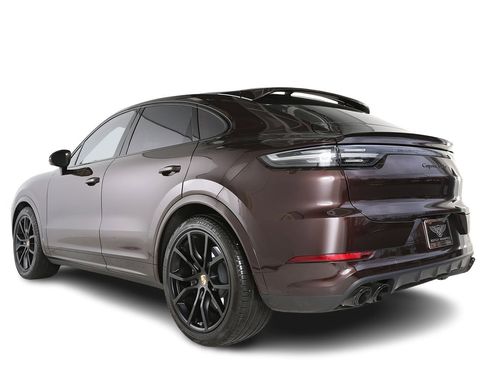 Used 2023 Porsche Cayenne Turbo w/ Premium Package Plus (PI3) image 9