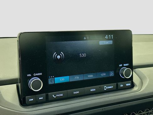 Used 2025 Honda Accord SE image 19