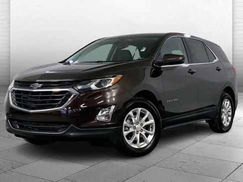 Used 2020 Chevrolet Equinox LT w/ Driver Convenience Package image 13