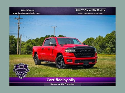 Used 2025 RAM 1500 Big Horn AWD/4WD image 1