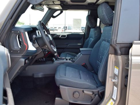 New 2026 Ford Bronco Heritage Edition AWD/4WD image 16