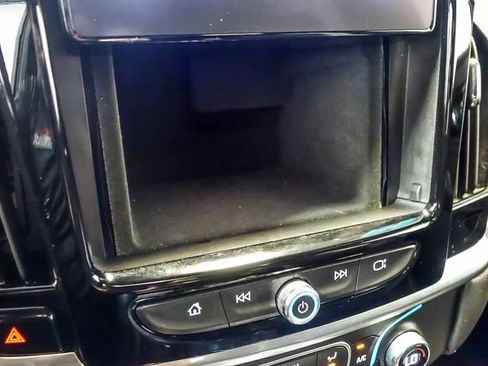 Used 2023 Chevrolet Traverse RS AWD/4WD image 28
