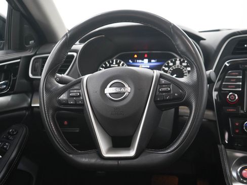 Used 2023 Nissan Maxima SL FWD image 15