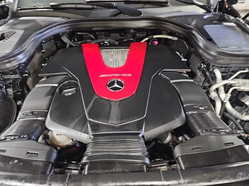 Used 2018 Mercedes-Benz GLC 43 AMG 4MATIC image 32