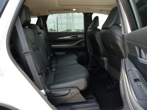Certified 2026 INFINITI QX60 Luxe w/ Cargo Package FWD image 21