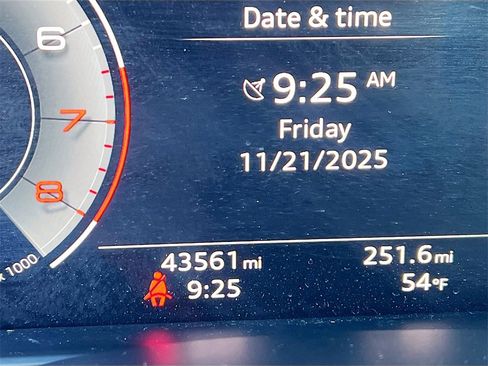 Used 2024 Audi A6 Premium Plus image 12