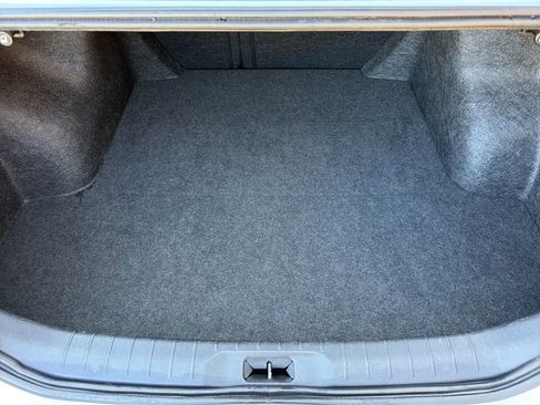 Used 2025 Nissan Altima 2.5 SV image 30