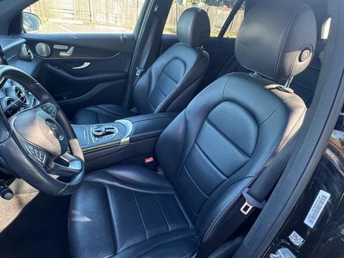 Used 2018 Mercedes-Benz GLC 300 4MATIC image 8