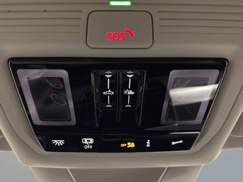 New 2026 Volkswagen Tiguan SE AWD/4WD image 31