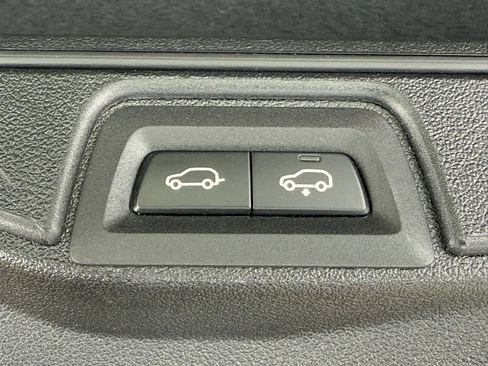 Used 2021 BMW X7 M50i image 46