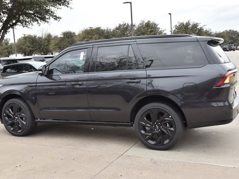 New 2026 Lincoln Navigator Black Label image 10