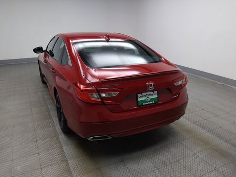 Used 2018 Honda Accord Sport image 5