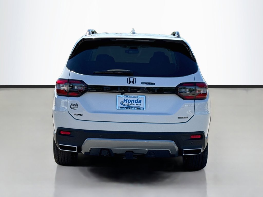 New 2026 Honda Pilot Touring image 7