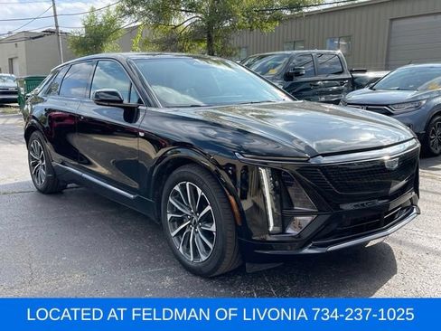 Used 2024 Cadillac Lyriq Sport AWD/4WD image 4