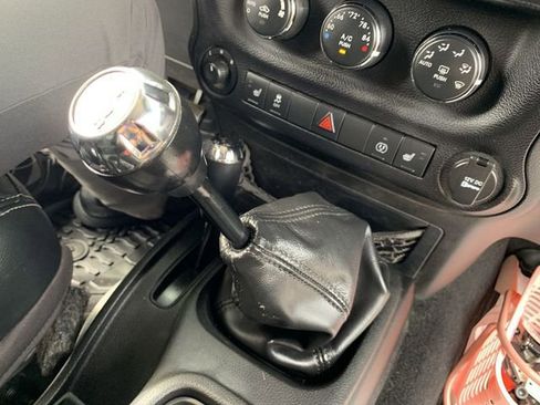 Used 2013 Jeep Wrangler Unlimited Sahara w/ Dual Top Group image 23