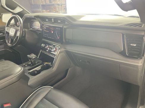Used 2024 GMC Sierra 1500 AT4X image 29