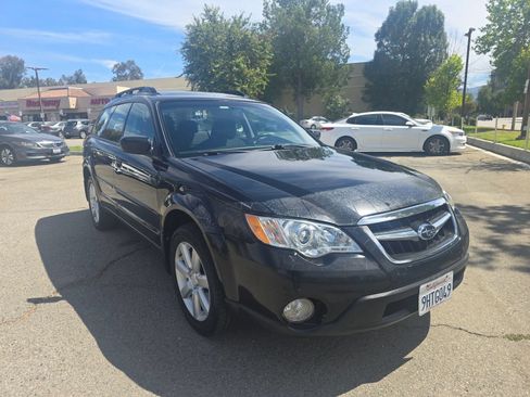 Used 2009 Subaru Outback 2.5i Special Edition AWD/4WD image 3