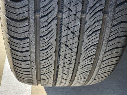 Used 2022 Cadillac XT4 Sport w/ Enhanced Visibility Package image 8