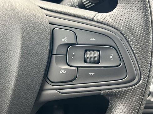 New 2025 Buick Envista Preferred image 14