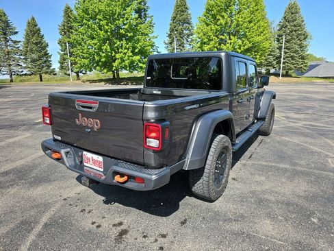 Used 2022 Jeep Gladiator Mojave w/ Cold Weather Group AWD/4WD image 6