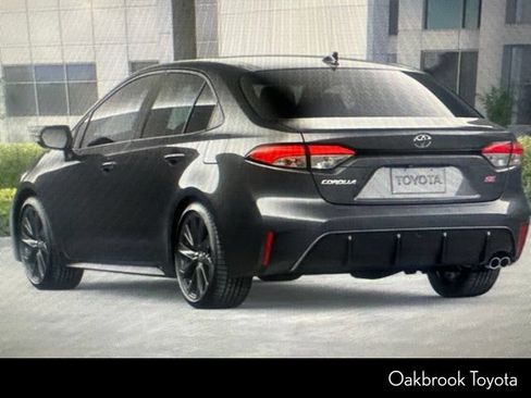 Used 2025 Toyota Corolla SE FWD image 5