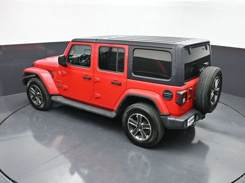 Used 2023 Jeep Wrangler Unlimited Sahara AWD/4WD image 34
