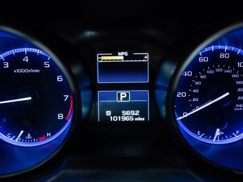 Used 2017 Subaru Legacy 2.5i Sport AWD/4WD image 18