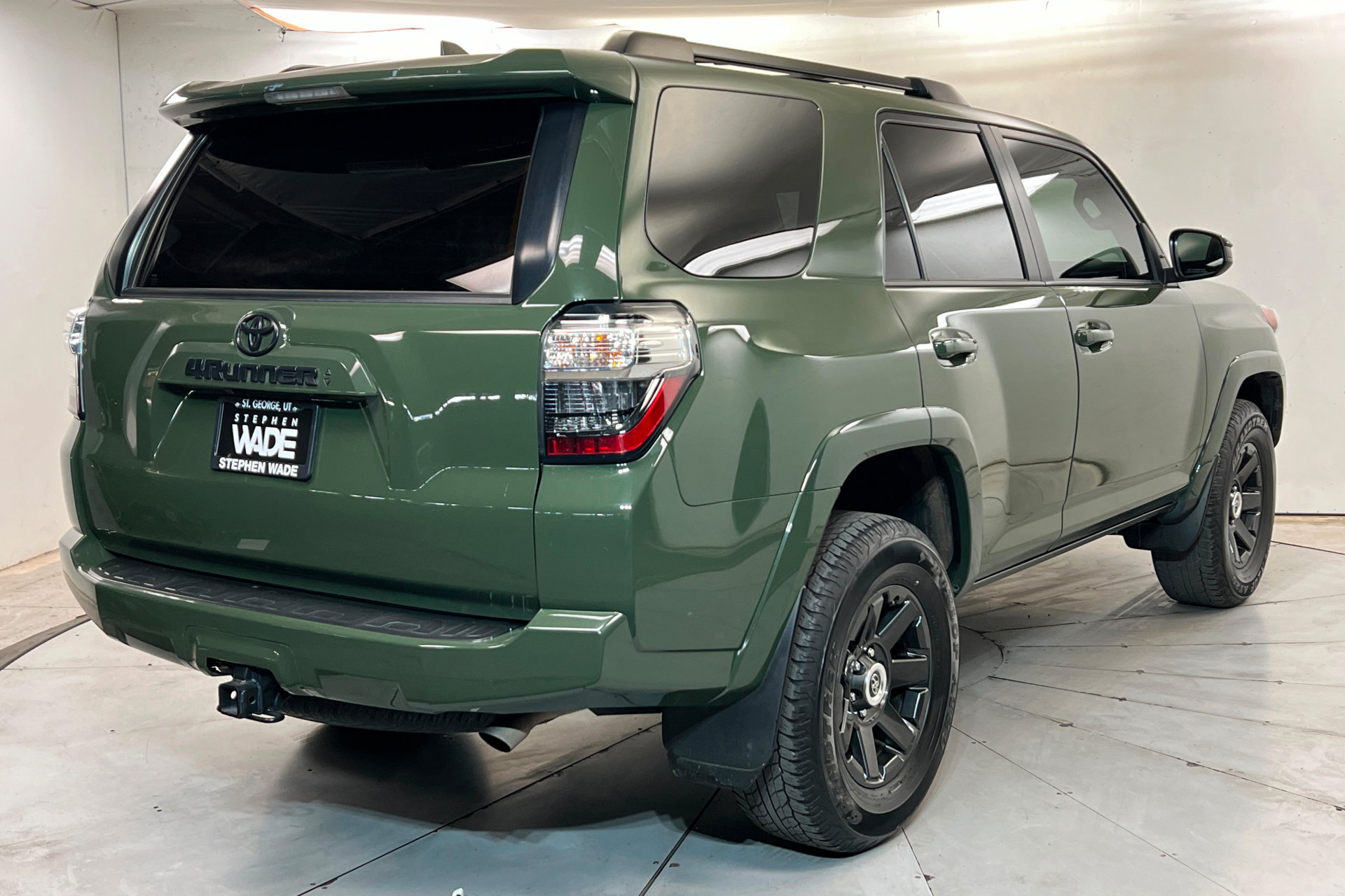 Used 2022 Toyota 4Runner Trail Special Edition AWD/4WD image 6