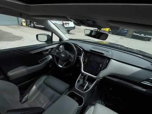 Used 2020 Subaru Outback Limited image 31