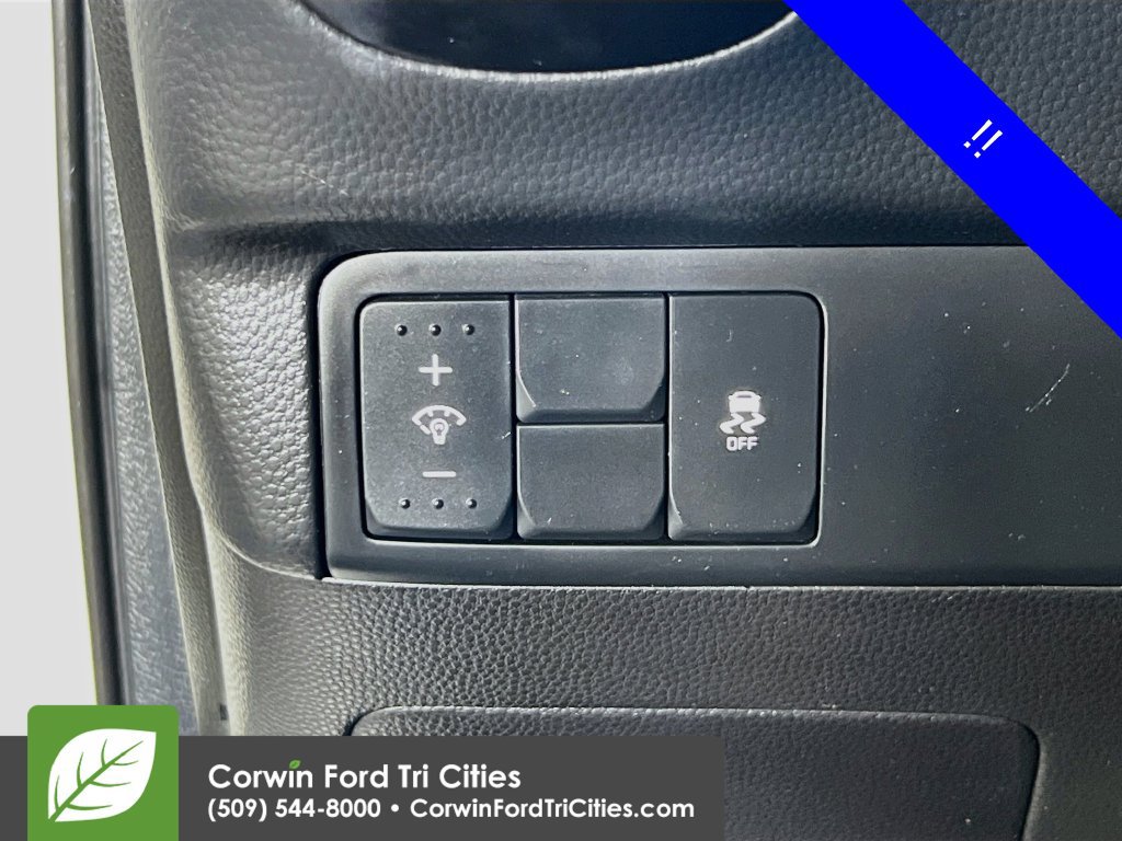 Used 2016 Kia Soul ! FWD image 18