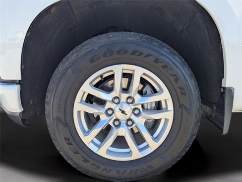 Used 2021 Chevrolet Silverado 1500 RST image 9