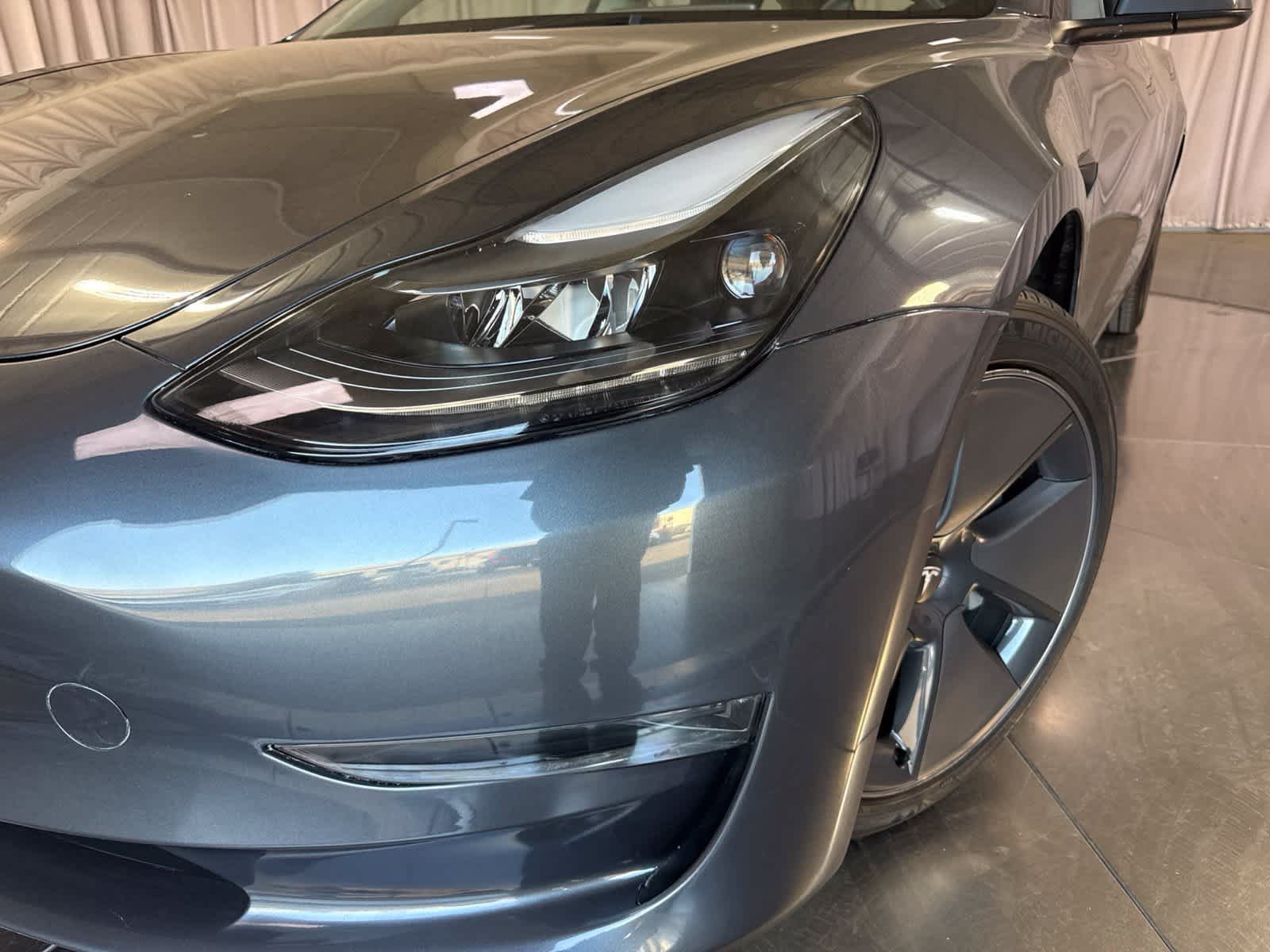Used 2023 Tesla Model 3 Standard Range RWD image 9
