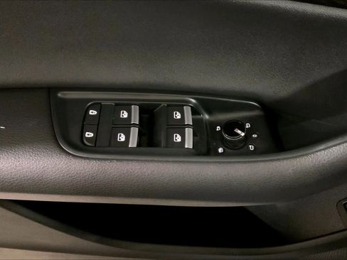 Used 2021 Audi Q8 Premium w/ Black Optic Package image 35