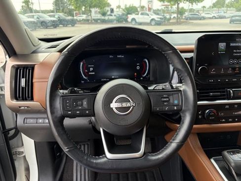 Certified 2024 Nissan Pathfinder Platinum w/ Cargo Package FWD image 16