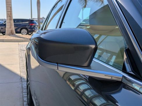 Certified 2020 Lincoln Continental AWD image 12