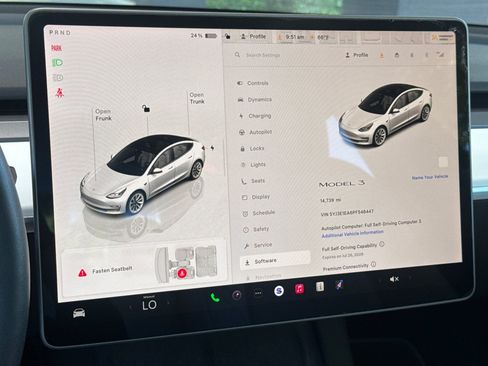 Used 2023 Tesla Model 3 Standard Range RWD image 36
