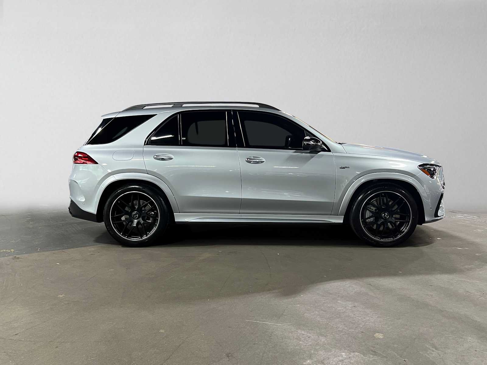 Used 2026 Mercedes-Benz GLE 53 AMG 4MATIC image 2