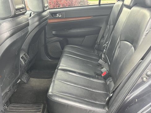 Used 2013 Subaru Outback 3.6R Limited image 9